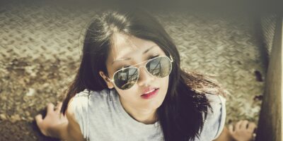 عرض النظارات الشمسية: حياة ممتعة وأناقة لا تنتهي